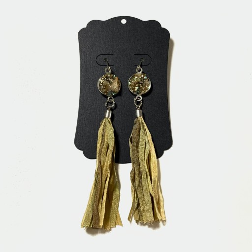 dried flower flinge pierce - Dans La Nuit - antique