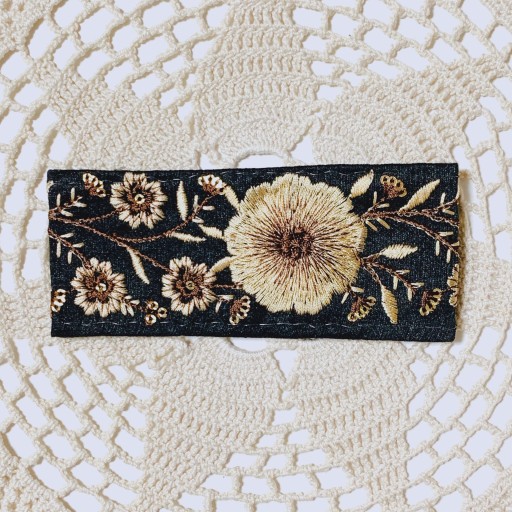 stitch ribbon hair cuff - Dans La Nuit - antique