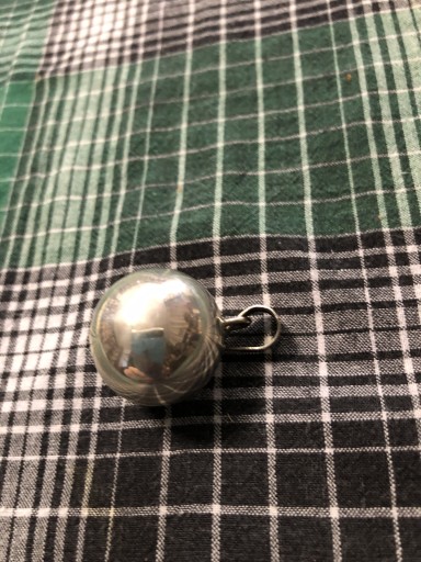 鈴のペンダントヘッド① - 岸リューリ