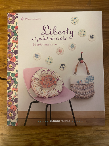 Liberty et point de croix 24 creations de couture - moco no haco