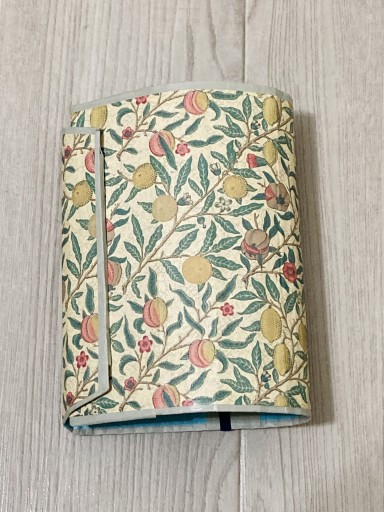 ダンボールブックカバー(イエロー) - あかぷりん