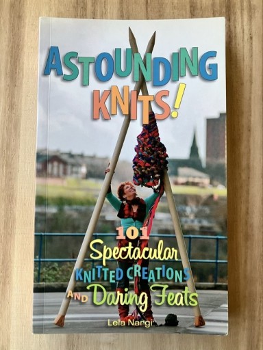 Astounding Knits! - 鳥古繰子 Tricoquelicot の本棚