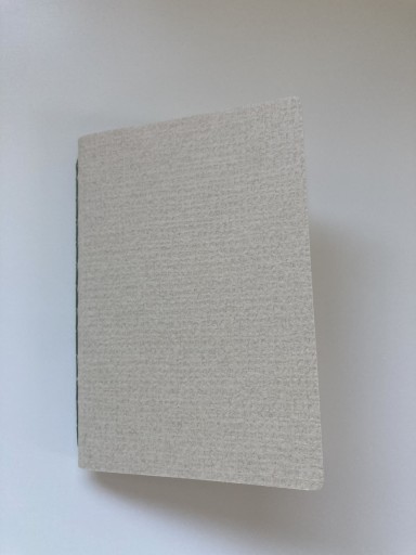 一折り中綴じのノート（リネン色） - Books Living