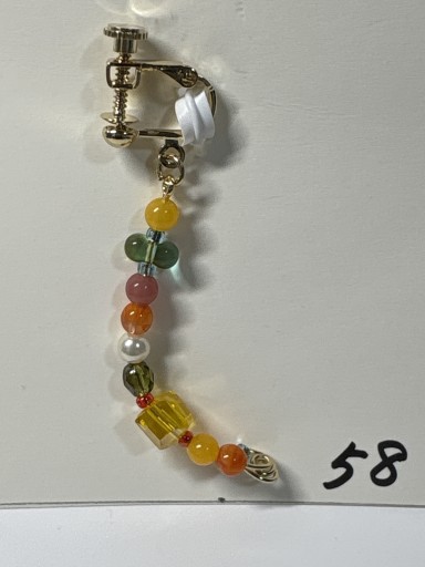 58  イヤリング カーブカラー - LaLa書店