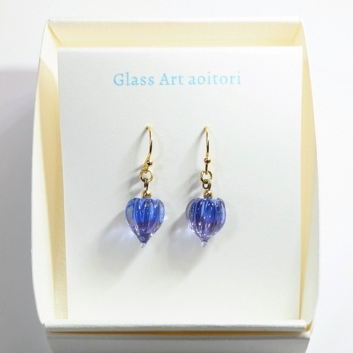 光の蕾 青紫 サージカルステンレス（金）ピアス - 青い鳥の物語