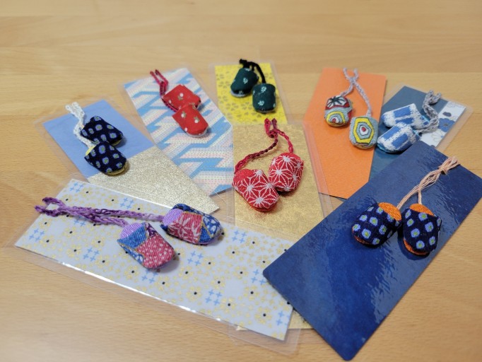 小さな道しるべ栞 千代紙 - 篠ちゃんの本棚