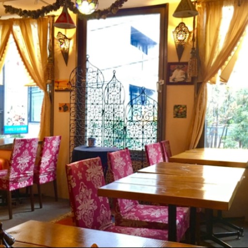 神楽坂出版(アラビアンカフェ・ジジ)